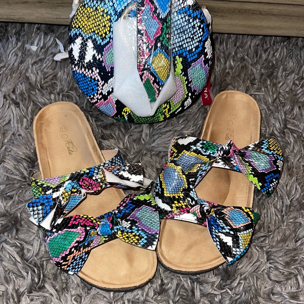Sandal & Handbag Set - Picture 2 of 7
